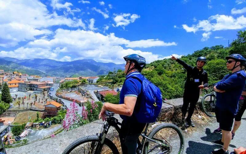 Bicicleta de montaña en el Valle del Alcántara
