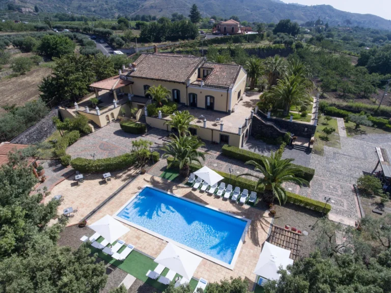 Die Villa von oben